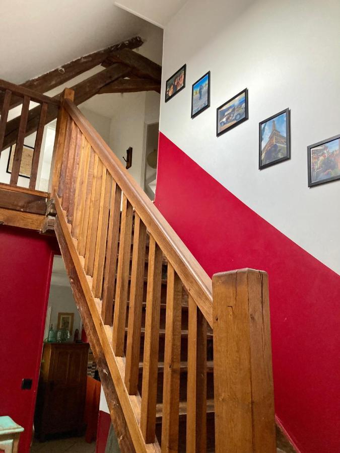 L Annonce N Est Pas D Actualite Ne Pas Prendre De Reservation Villa Saint-Fargeau  Esterno foto